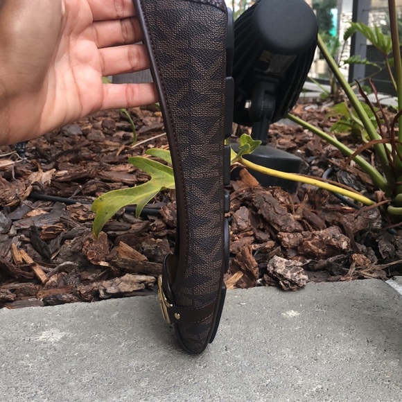 Michael Kors MK Embossed Fulton Flat Retail $150 - Picture 7 of 7